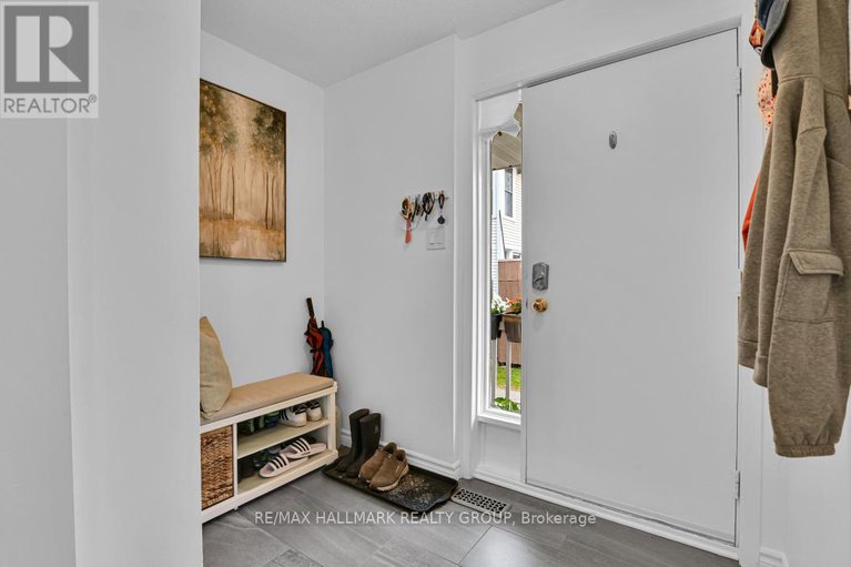 28537506/g-280-dalehurst-drive/tanglewood/ottawa/ontario/K2G4J5_4