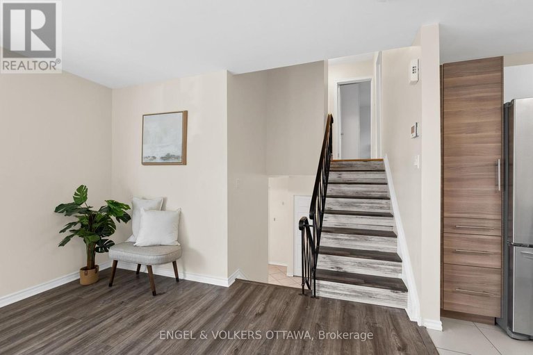 28857390/1841-lorraine-avenue/urbandale-acres/ottawa/ontario/K1H6Z7_16