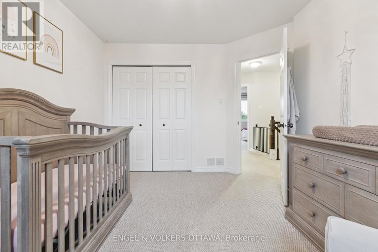 28966658/161-des-pins-street/village-of-russell/russell/ontario/K4R0B9_29