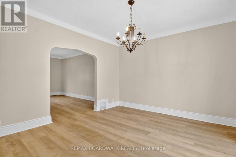 29248838/11-cameron-avenue/old-ottawa-south/ottawa/ontario/K1S0W5_11