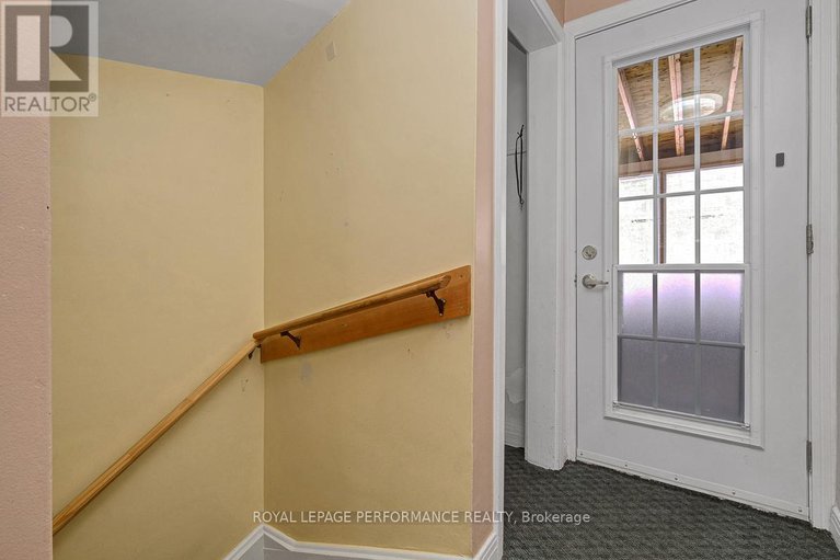 29403056/540-alesther-street/overbrookcastle-heights/ottawa/ontario/K1K1J3_33