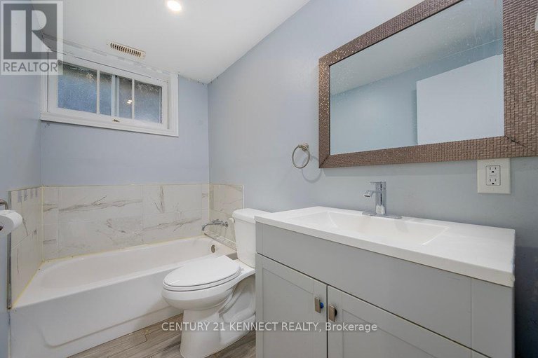 28656058/1666-fisher-avenue/borden-farmstewart-farmcarleton-heightsparkwood-hills/ottawa/ontario/K2C1X7_23