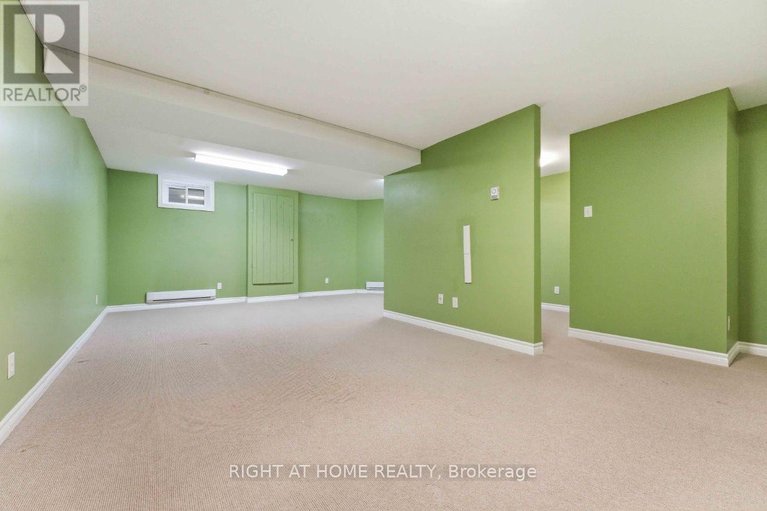 29541775/4-chisholm-court/beaverbrook/ottawa/ontario/K2K1E2_30