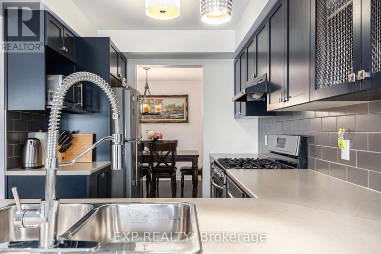 29369777/407-heathrow-private/stittsville-south/ottawa/ontario/K2S0M9_11