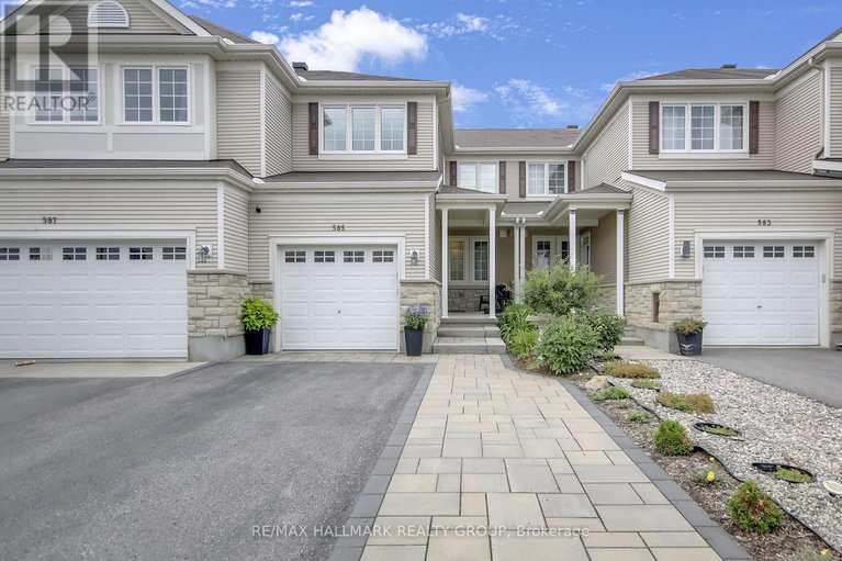 28591389/585-barrick-hill-road/emerald-meadowstrailwest/ottawa/ontario/K2M0B4_50
