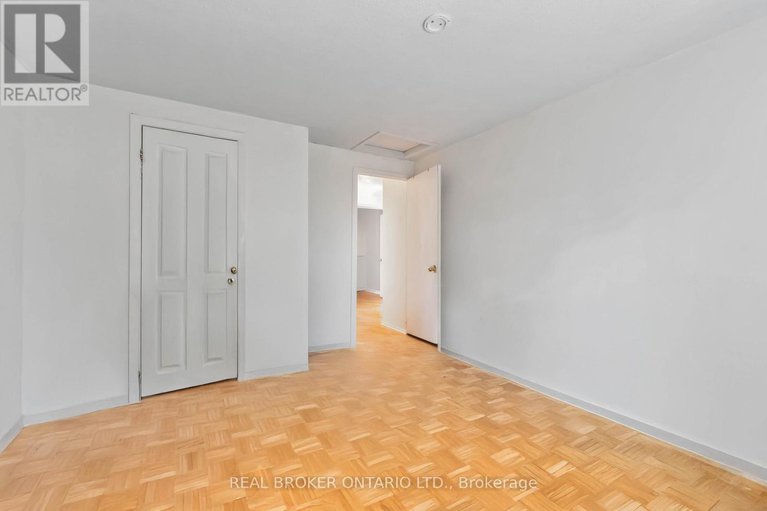 28756532/77-priam-way/westcliffe-estates/ottawa/ontario/K2H8S7_27