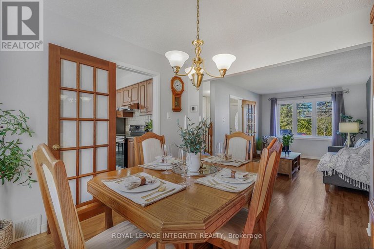 29666462/641-apollo-way/fallingbrookpineridge/ottawa/ontario/K4A1T5_11