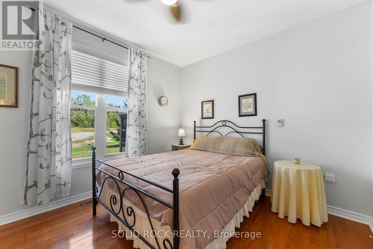 28848502/659-country-trail-private/carlsbad-springs/ottawa/ontario/K0A1K0_17