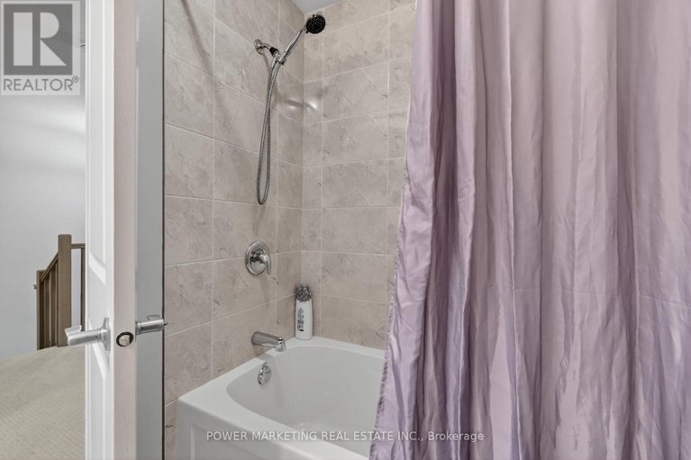 29363173/528-enclave-lane/town-of-rockland/clarence-rockland/ontario/K4K0M8_34