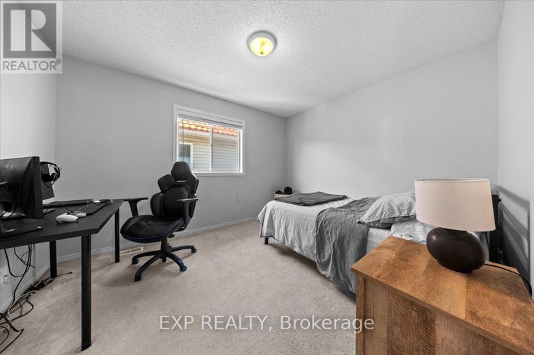 28638637/60-golders-green-lane/longfields/ottawa/ontario/K2J5G2_33