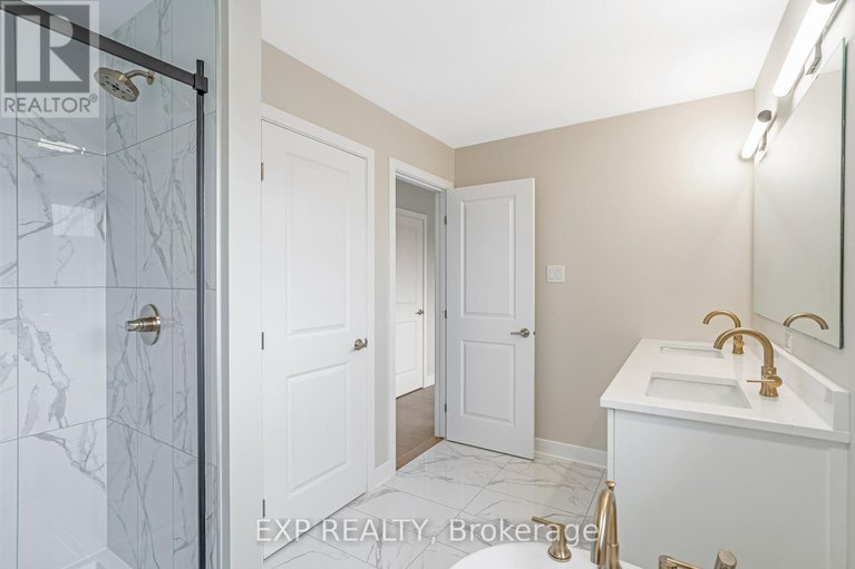 28942181/600-paakanaak-avenue/blossom-parkkemp-parkfindlay-creek/ottawa/ontario/K1X0J7_28