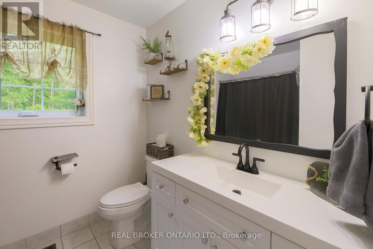 27986802/8-benjamin-lane/north-grenville-twp-kemptville-east/north-grenville/ontario/K0G1J0_15