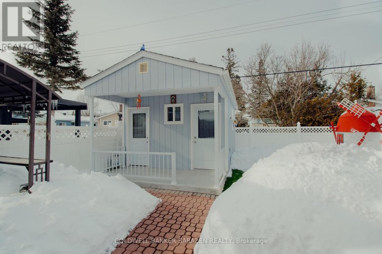 27983811/2435-heaton-avenue/elmvale-acres/ottawa/ontario/K1G1J1_20