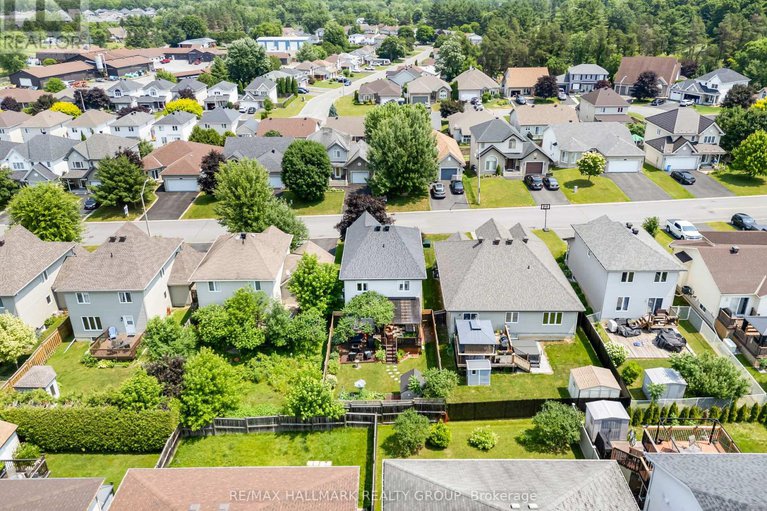 28555293/152-louise-street/town-of-rockland/clarence-rockland/ontario/K4K1R7_35
