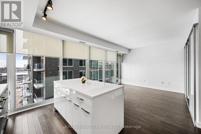 29485505/1110-111-champagne-avenue-s/west-centre-town/ottawa/ontario/K1S5V3_13
