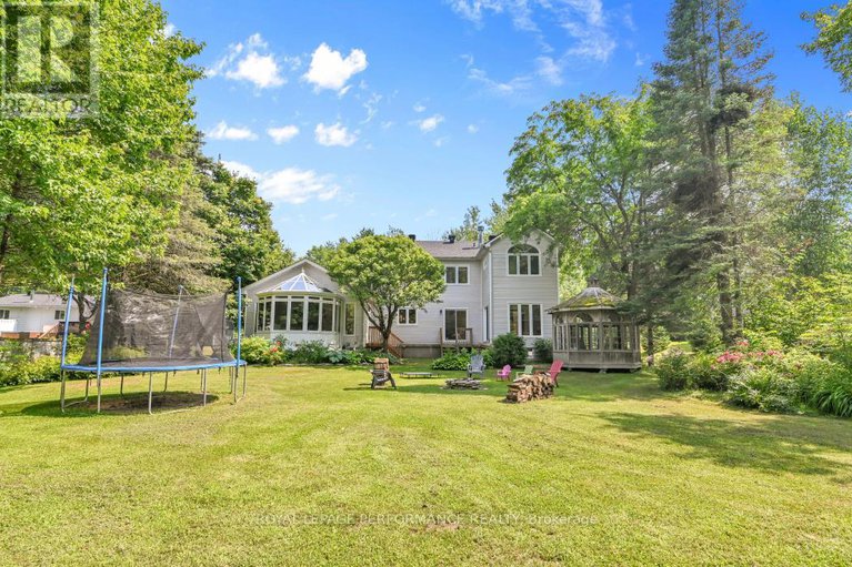 28619825/2057-clark-road/clarencerockland-twp/clarence-rockland/ontario/K4K1K7_34