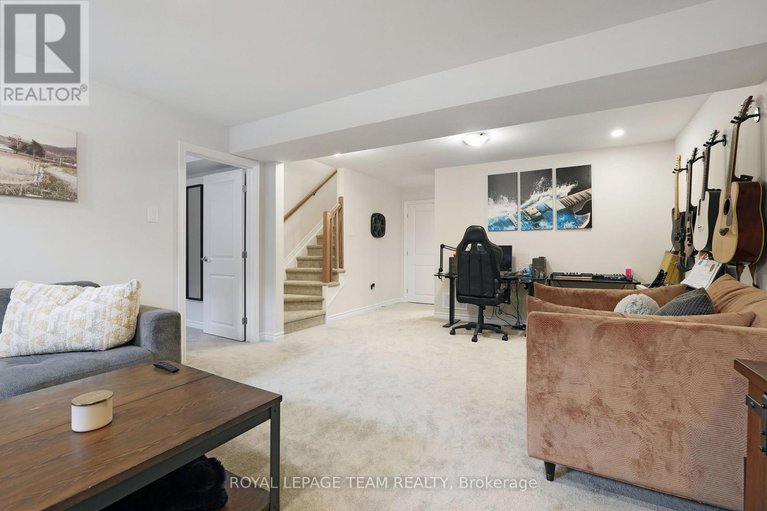 28515147/608-enclave-lane/town-of-rockland/clarence-rockland/ontario/K4K0M8_34