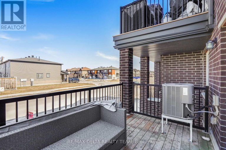 29531208/d-516-decoeur-drive/avalon-west/ottawa/ontario/K4A5H5_19