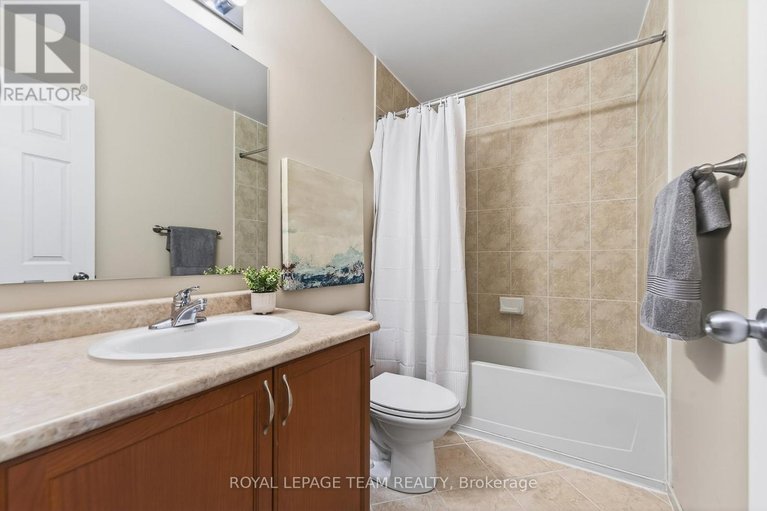 29446610/242-opus-street/emerald-meadowstrailwest/ottawa/ontario/K2S0J1_78