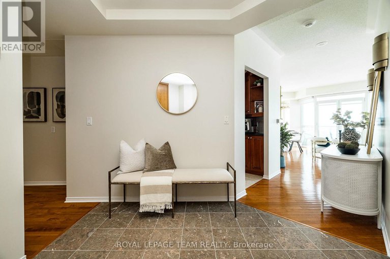 29381362/1002-38-metropole-private/westboro-north/ottawa/ontario/K1Z1E9_5