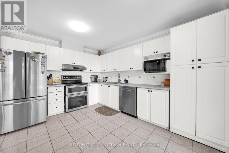 28859545/11-baypointe-crescent/barrhaven-east/ottawa/ontario/K2G6T8_18
