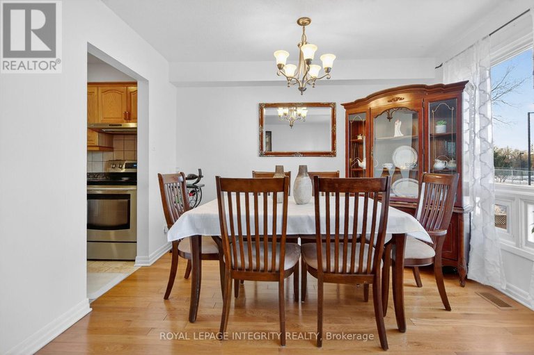 29313880/13-2415-southvale-crescent/sheffield-glenindustrial-park/ottawa/ontario/K1B4T9_12