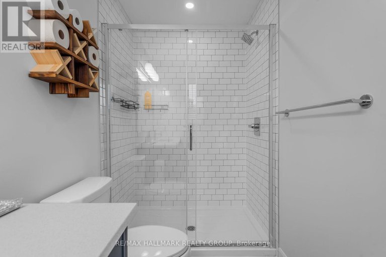 28879601/5017-abbott-street-e/emerald-meadowstrailwest/ottawa/ontario/K2V0M6_24