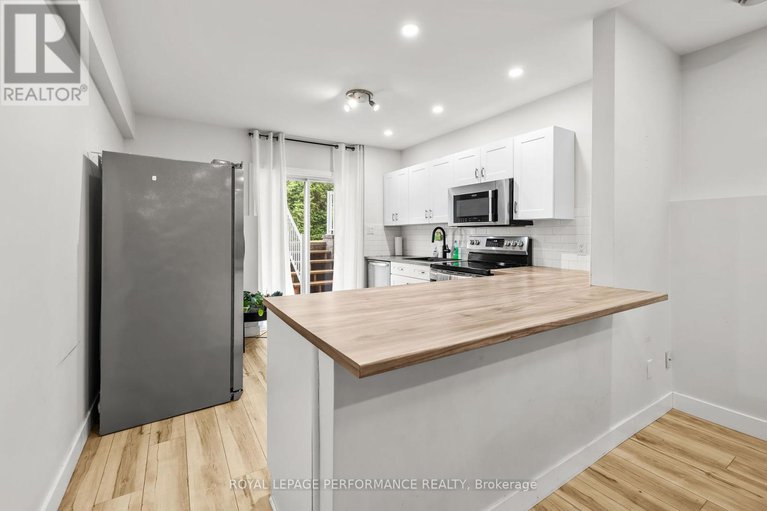 28779924/1c-75-lapointe-boulevard/embrun/russell/ontario/K0A1W0_22