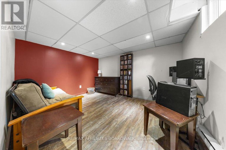 28397301/40-3239-bannon-way/blossom-parkkemp-parkfindlay-creek/ottawa/ontario/K1T1T2_26