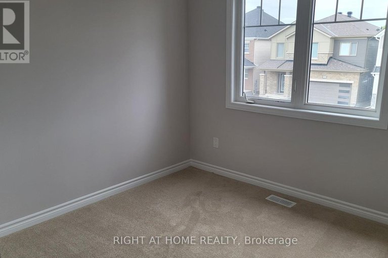 28714089/713-perseus-avenue/half-moon-bay/ottawa/ontario/K2J3V5_21