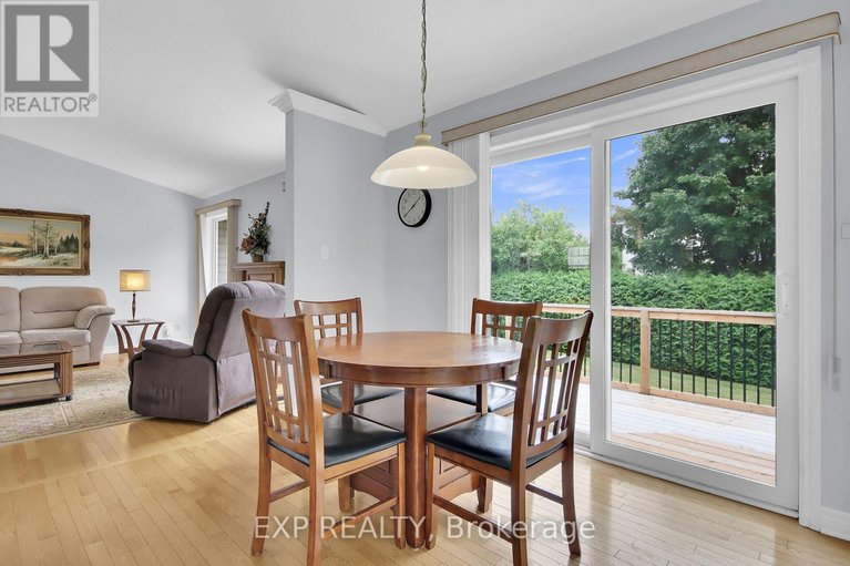 28795569/40-evelyn-street/almonte/mississippi-mills/ontario/K0A1A0_13