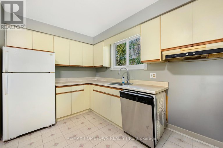 29049362/6290-6th-concession-road/augusta-twp/augusta/ontario/K6V5T2_14