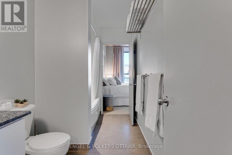 29645618/903-179-george-street/lower-townbyward-market/ottawa/ontario/K1N1J8_32