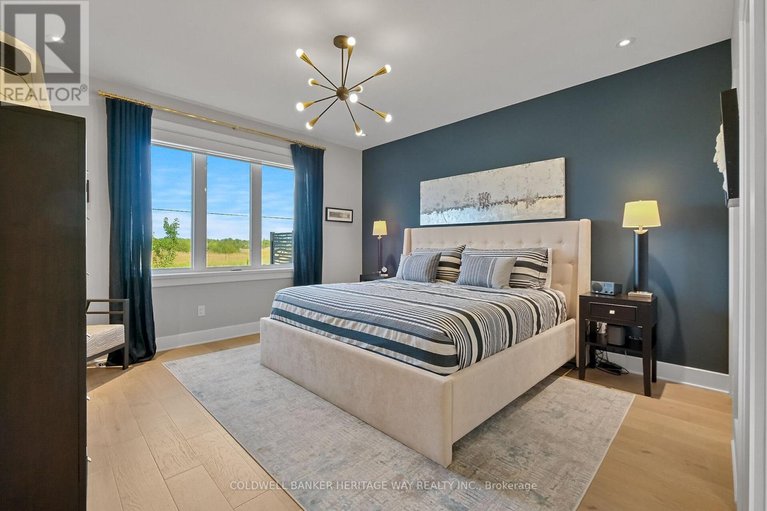 29456142/133-johanna-street/almonte/mississippi-mills/ontario/K0A1A0_23