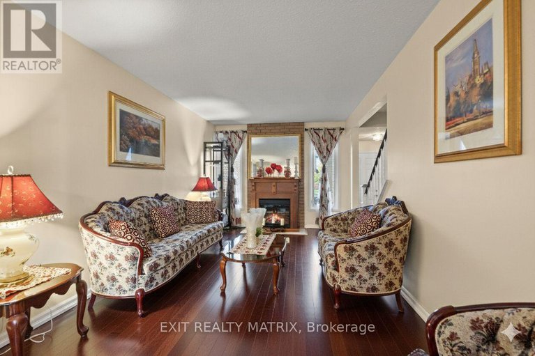 29081362/1094-st-lucia-place/convent-glen-north/ottawa/ontario/K1C2G3_6