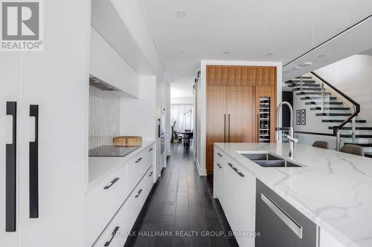 28843847/2154-rice-avenue/woodroffe/ottawa/ontario/K2A0C4_12