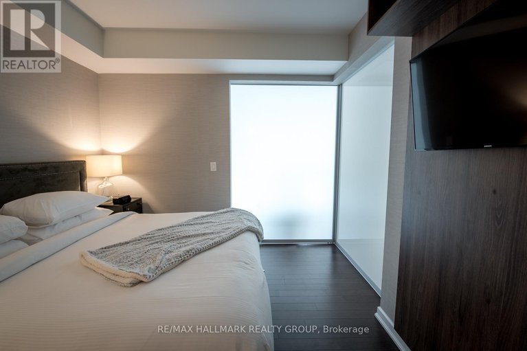 28805871/201-300-lisgar-street/ottawa-centre/ottawa/ontario/K2P0E2_15