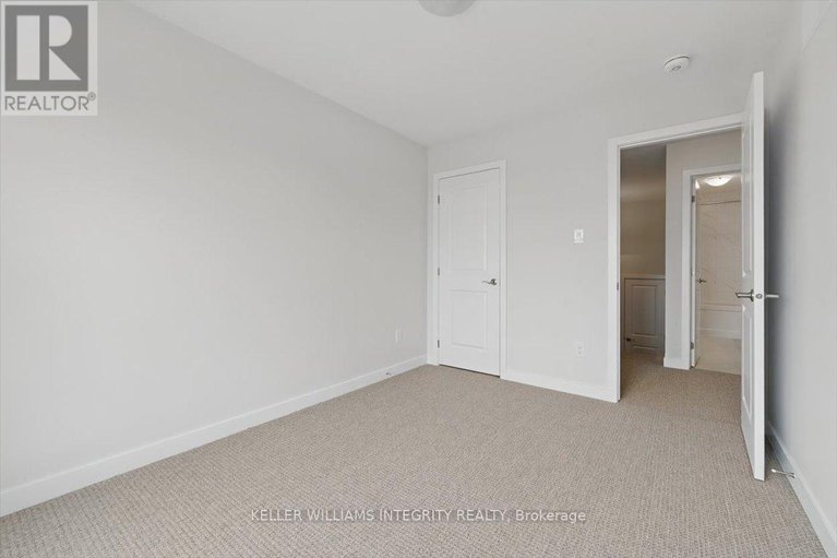 28121067/541-lourmarin-private/notting-hillsummerside/ottawa/ontario/K4A5M2_29