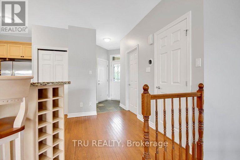 28339241/108-villageview-private/carp/ottawa/ontario/K0A1L0_2