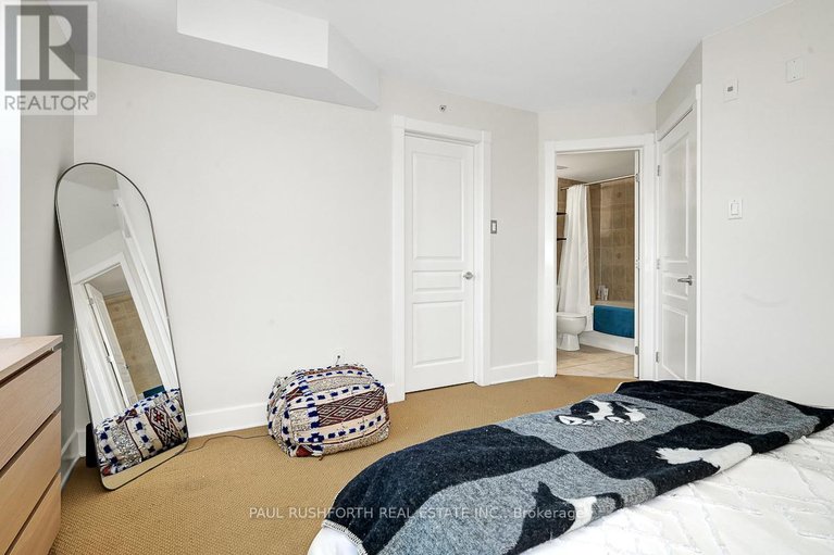 29076408/b303-124-guigues-avenue/lower-townbyward-market/ottawa/ontario/K1N5H7_17