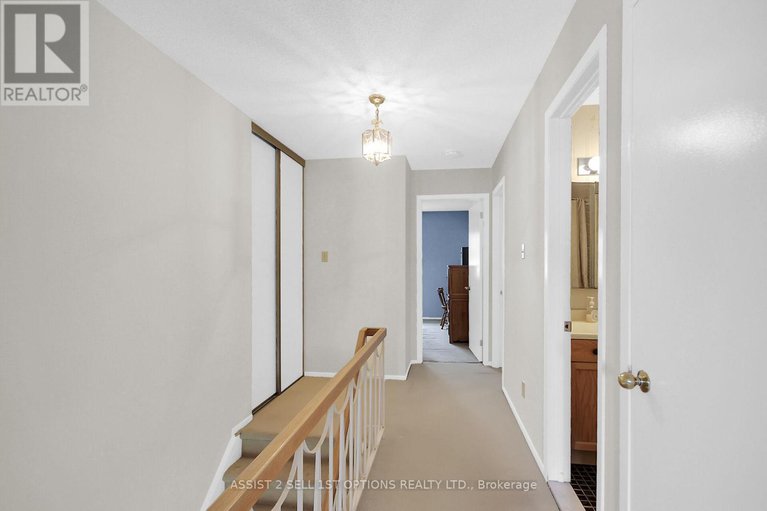 28698789/38-ardell-grove/craig-henrywoodvale/ottawa/ontario/K2G4G4_15