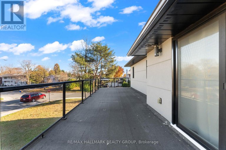 28291758/2-st-remy-drive/pheasant-run/ottawa/ontario/K2J1A3_9