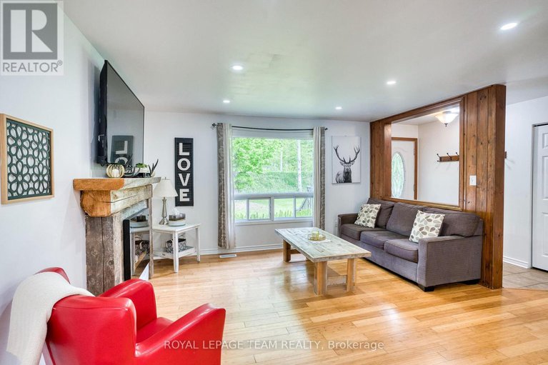 28363594/285-drummond-11-concession/drummond-n-elmsley-drummond-twp/drummondnorth-elmsley/ontario/K7C0C5_25