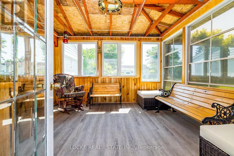 28484093/2180-old-hwy-17-highway/clarencerockland-twp/clarence-rockland/ontario/K4K1K7_31