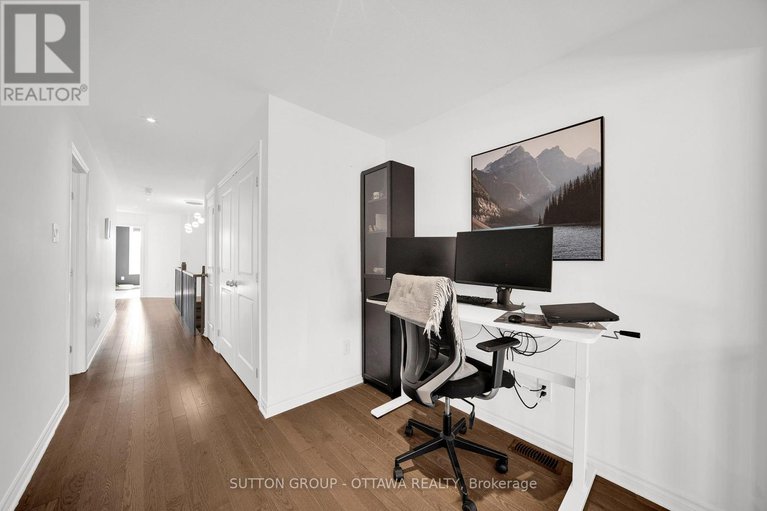 29091290/776-carnelian-crescent/riverside-southgloucester-glen/ottawa/ontario/K1X0A8_21