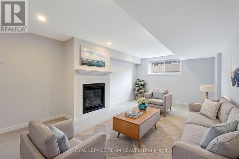 29464154/840-clapham-terrace/stittsville-south/ottawa/ontario/K2S2N8_45