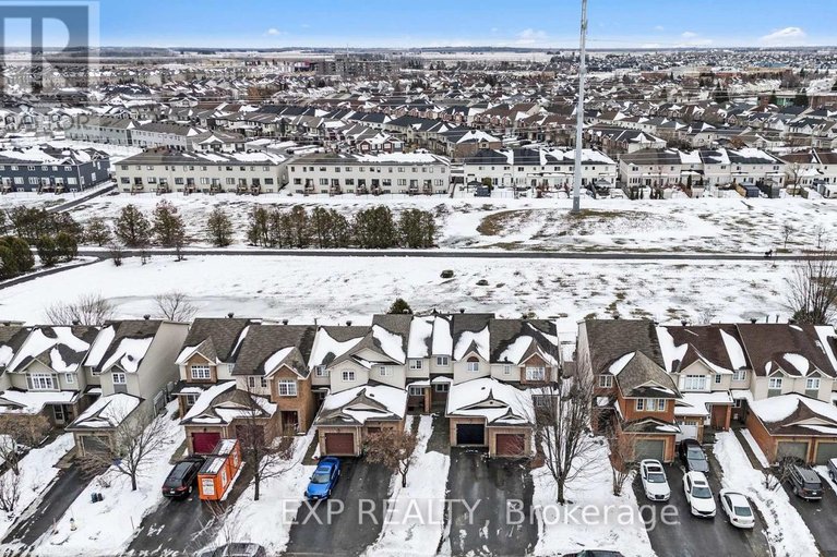 29486081/1513-demeter-street/fallingbrookgardenway-south/ottawa/ontario/K4A5C6_5