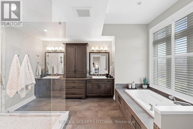 28267888/450-lockmaster-crescent/manotick-village-manotick-estates/ottawa/ontario/K4M1L9_30