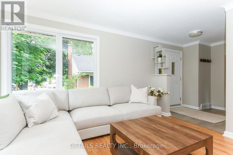 28587283/1300-field-street/bel-air-park/ottawa/ontario/K2C2R3_5