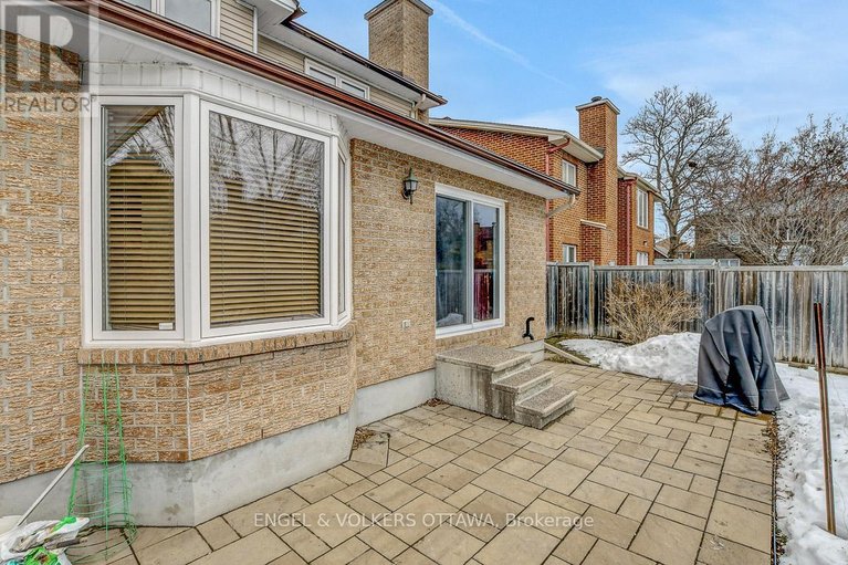 29460992/7-condie-street-w/centrepointe/ottawa/ontario/K2G5M3_48